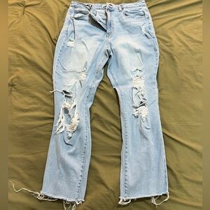 Like New - Celebrity Pink Mom Jeans! Size 11/30